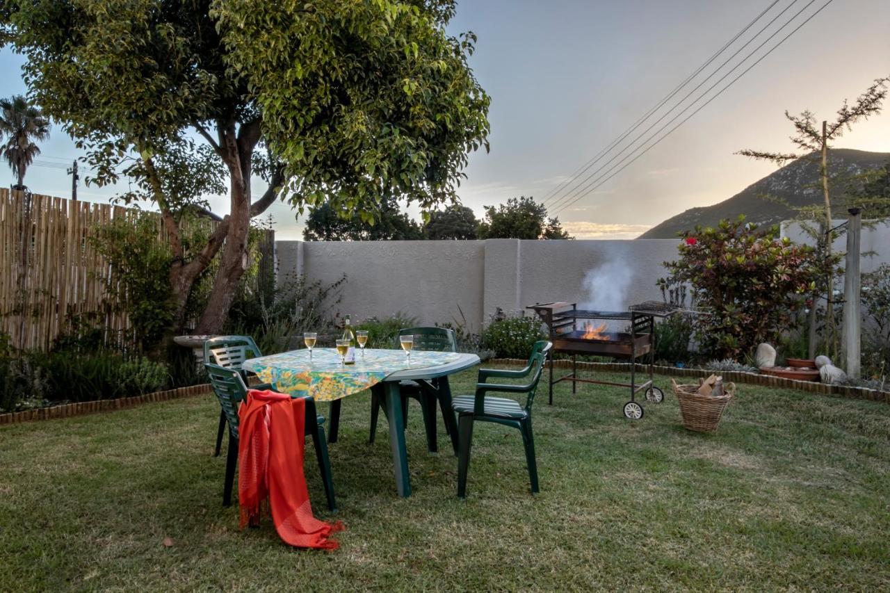 Steenbok House Hermanus Exterior photo
